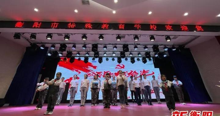 超奥特曼之战